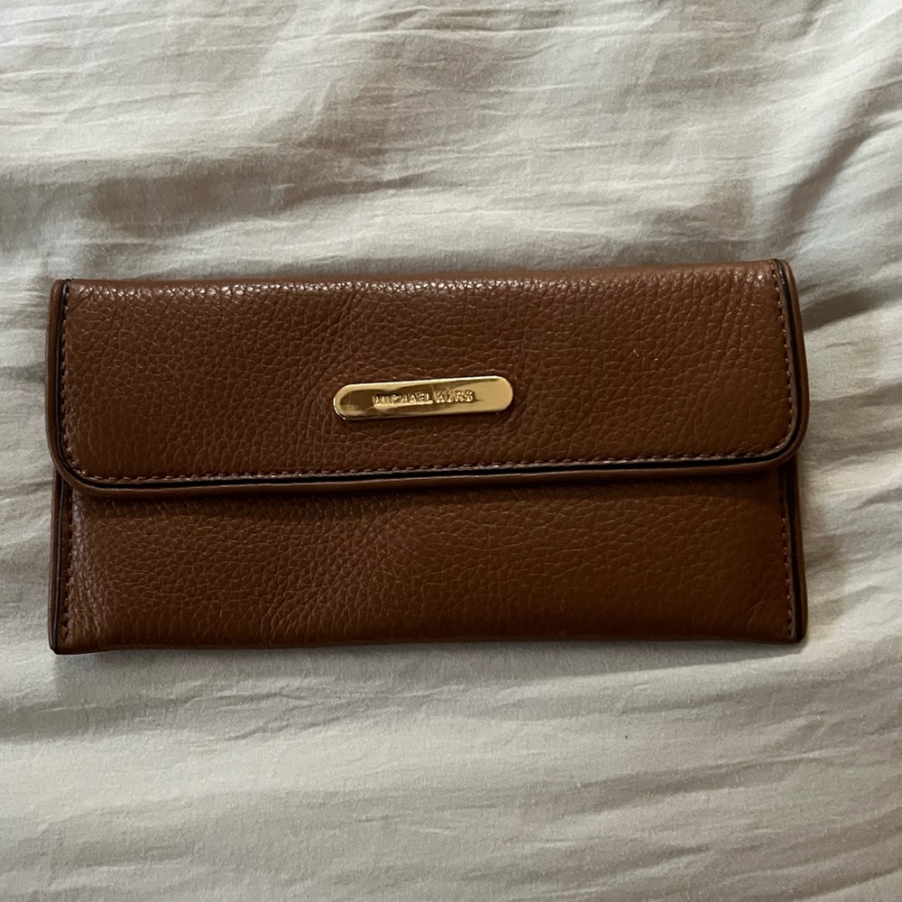 Michael Kors Continental Wallet